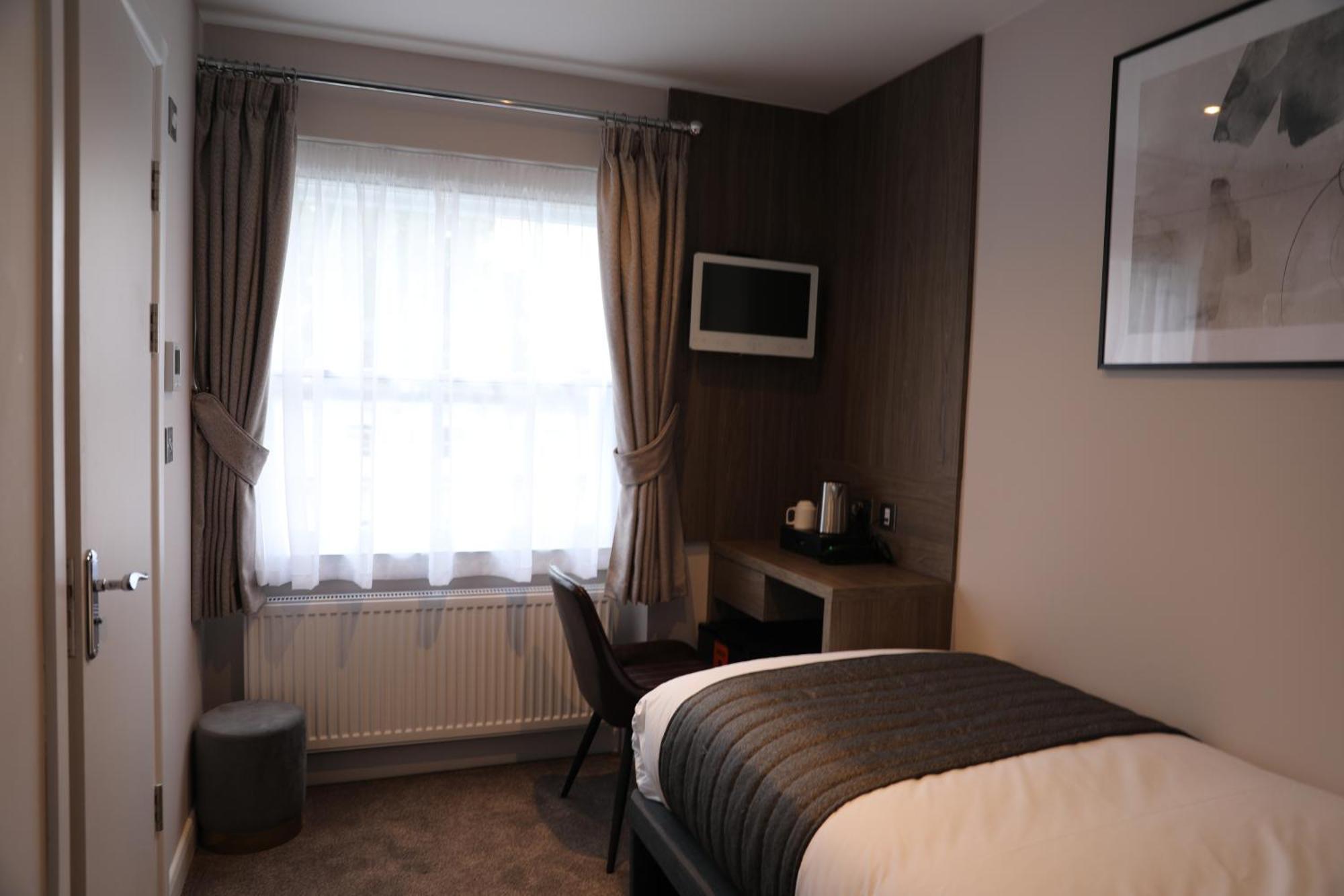 Reem Hotel London Ngoại thất bức ảnh