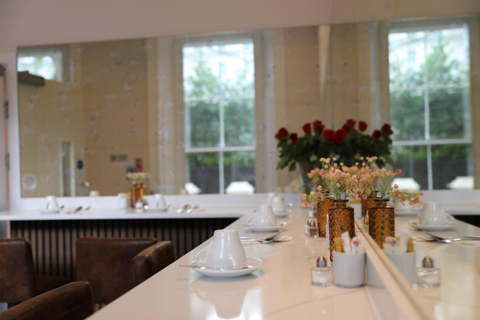 Reem Hotel London Ngoại thất bức ảnh
